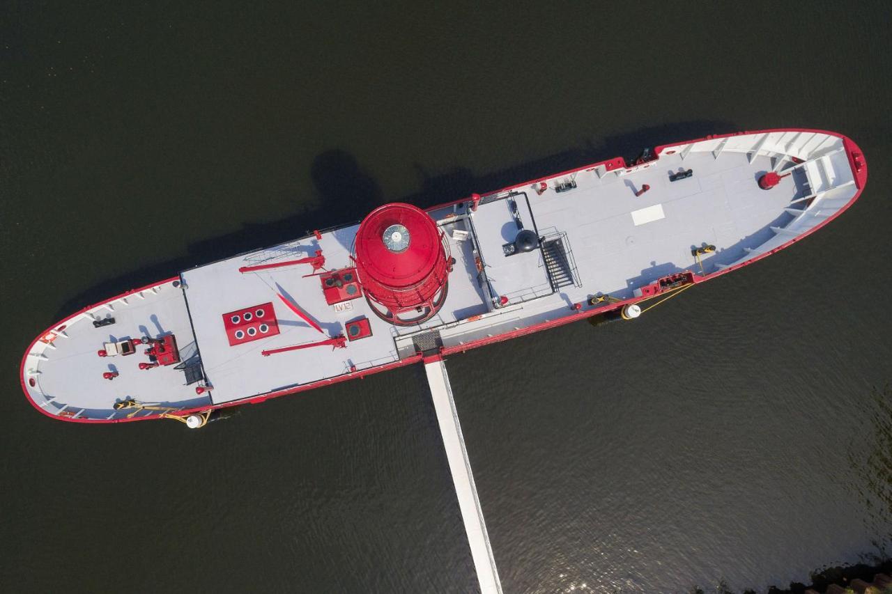 Lightship Amsterdam Hotel Exterior photo