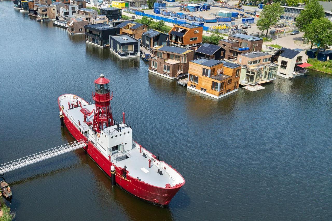 Lightship Amsterdam Hotel Exterior photo